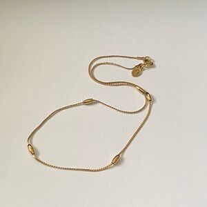 Avon Vintage Gold Tone Serpentine Necklace